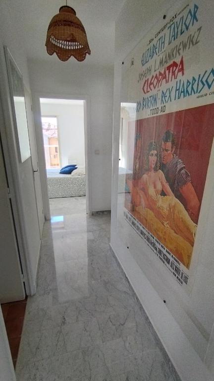 Beautiful 2 bedroom apartment Port - 5 min to beaches - 4