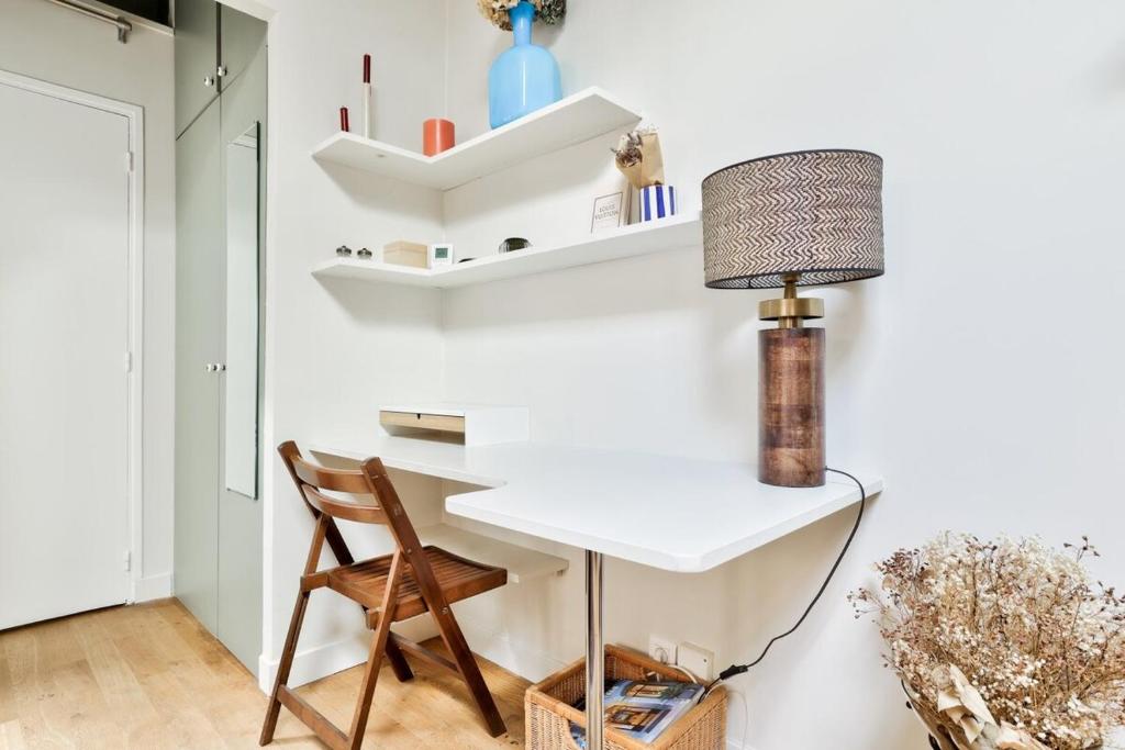 Stunning Parisian 1BR Flat 5 min from Montmartre - 4