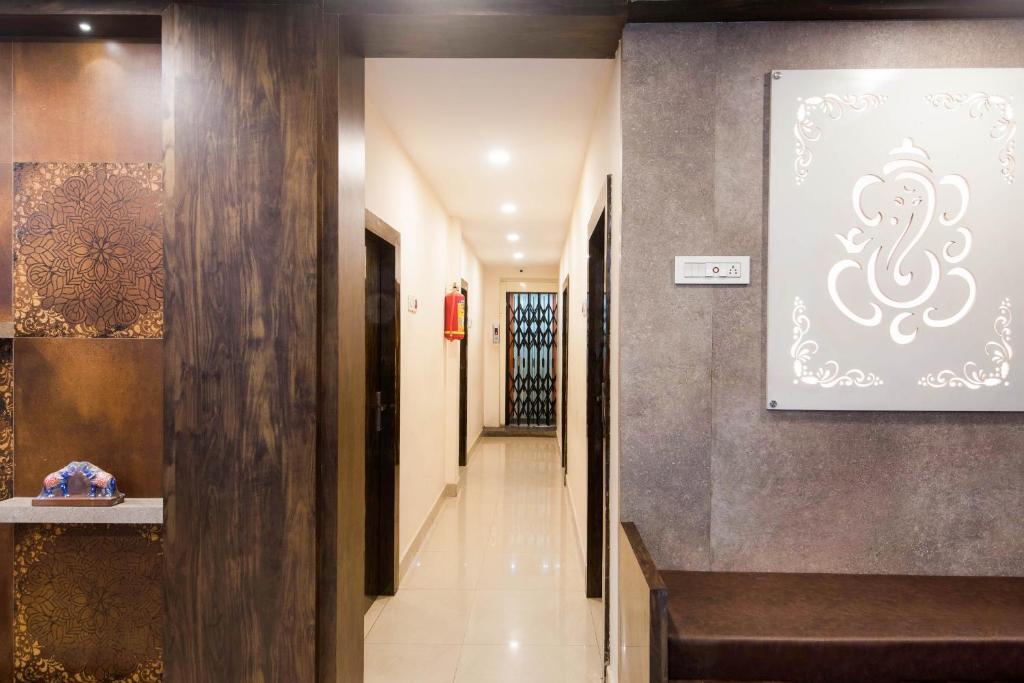 フロント・ロビー