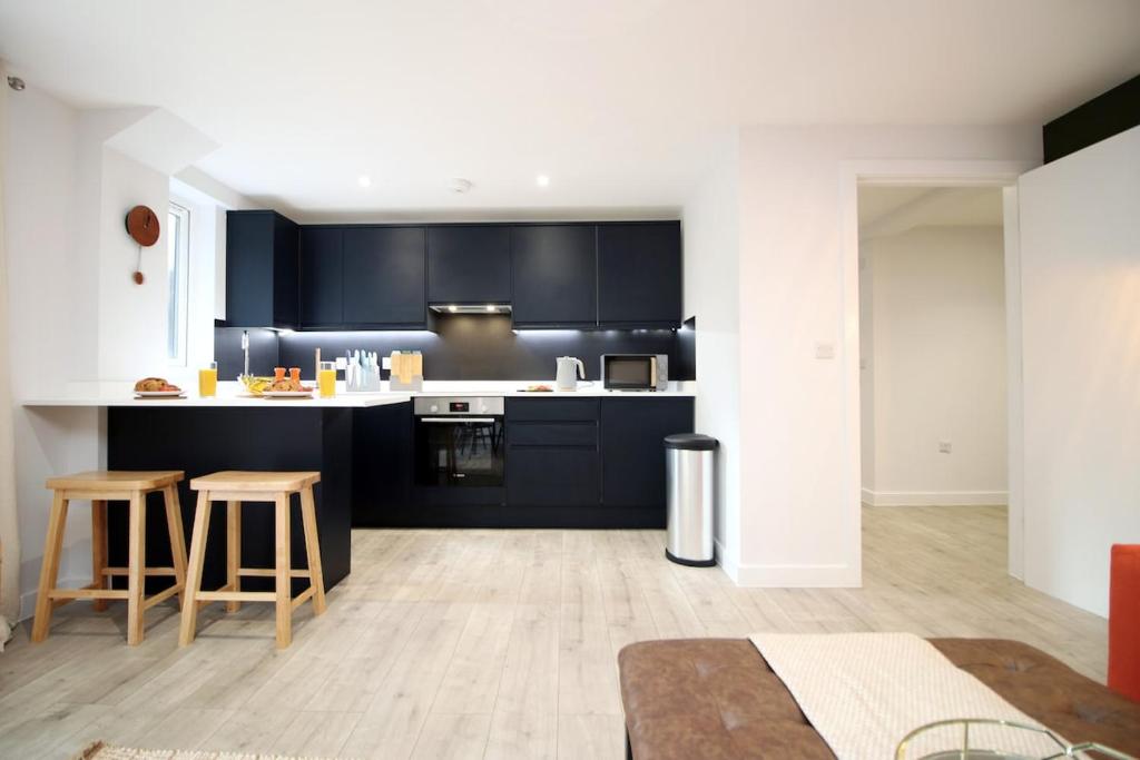 Modern Bournemouth Beach Apartment photo 8