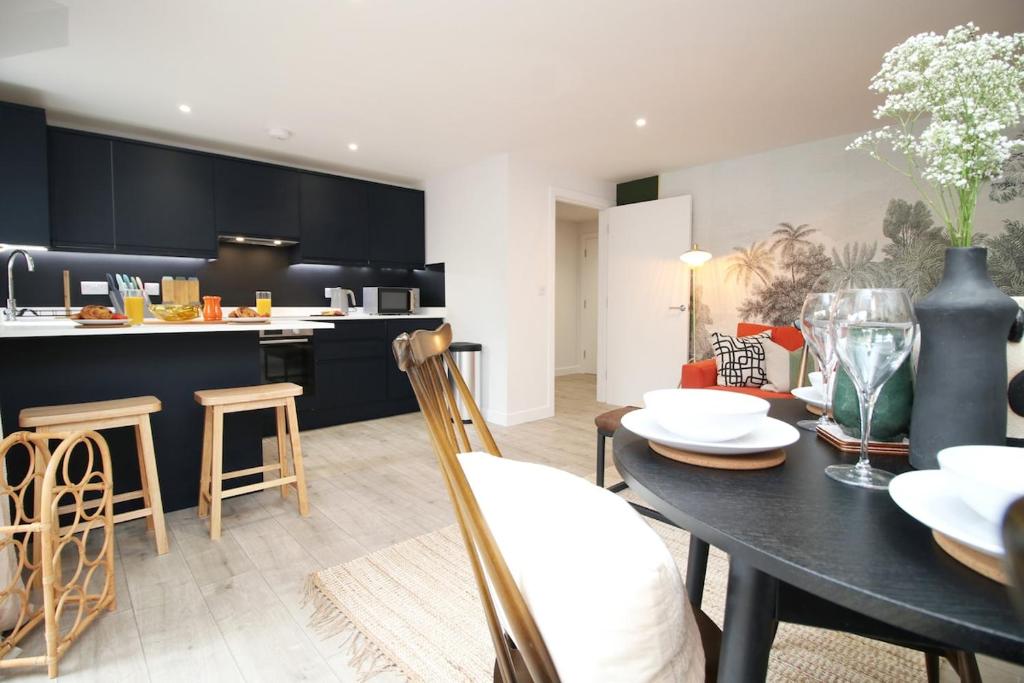 Modern Bournemouth Beach Apartment photo 7