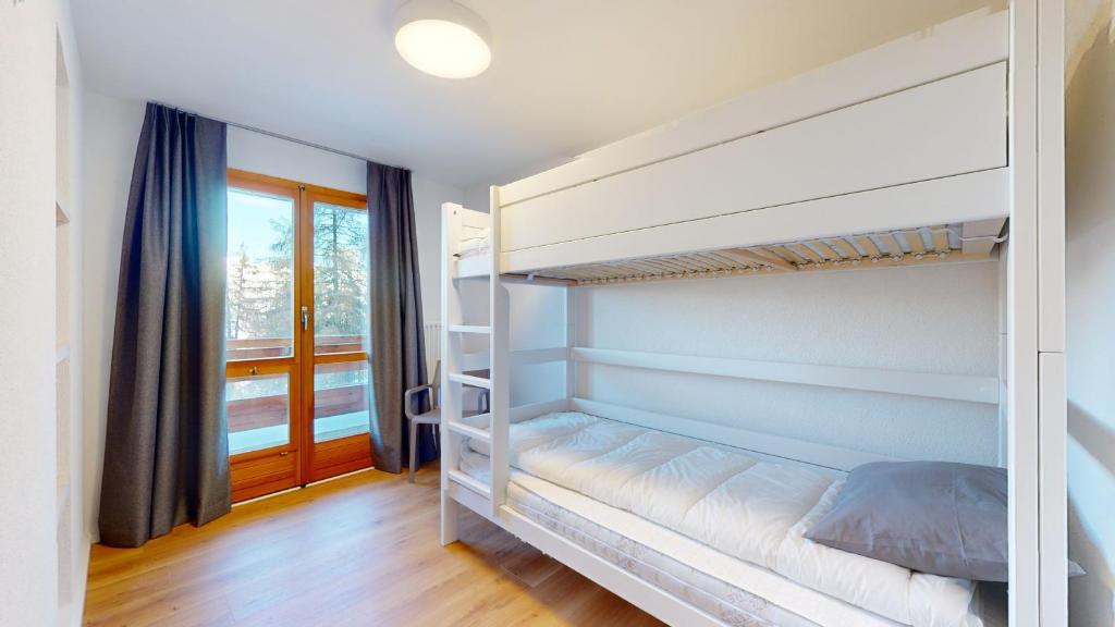 Chalet de lOurs AUTHENTIC Etage Penthes 14 pers - 5