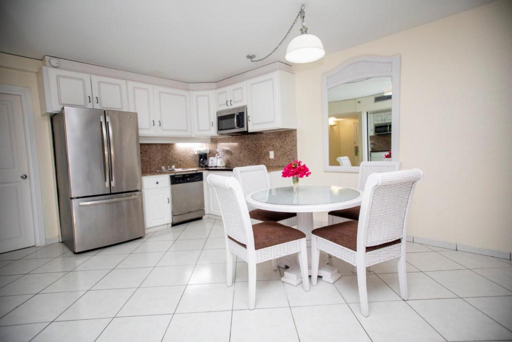 Charming apartment in Lowlands with shared pool, 87 m², Lowlands