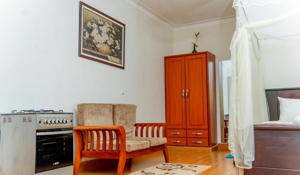 Elegant Ntinda Studio, Wi-Fi, Lush Green Views, Kampala