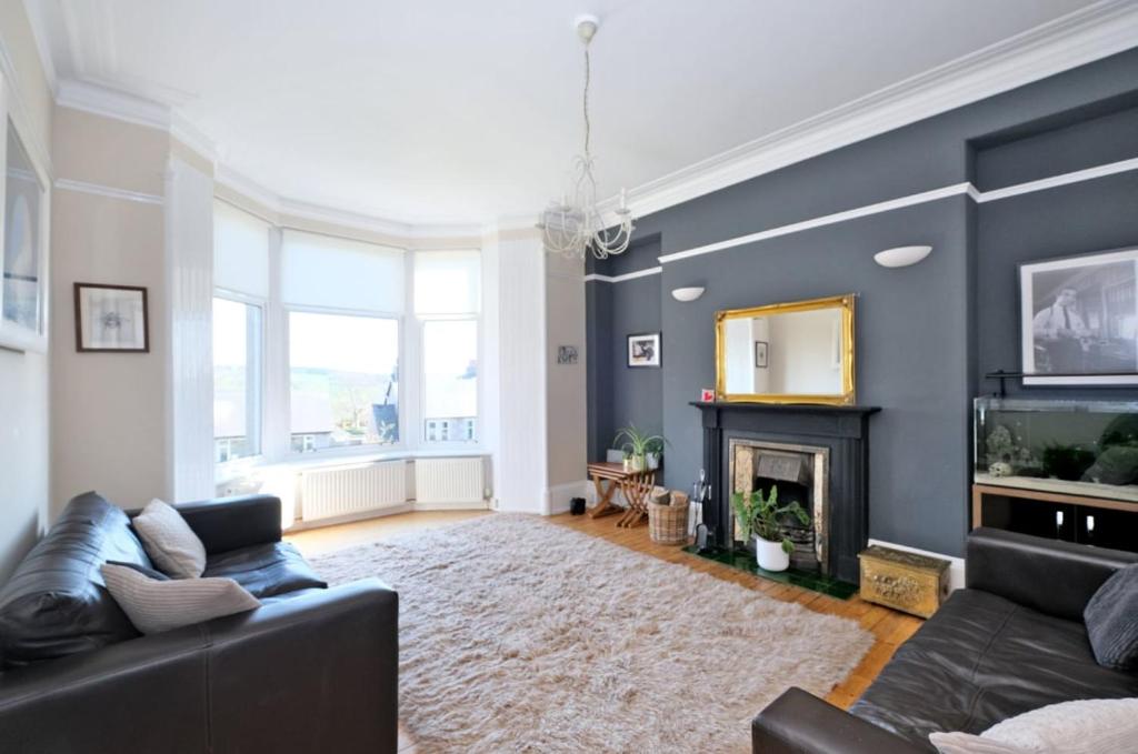Flat in Cults perfect for Royal Deeside visits, Aberdeen