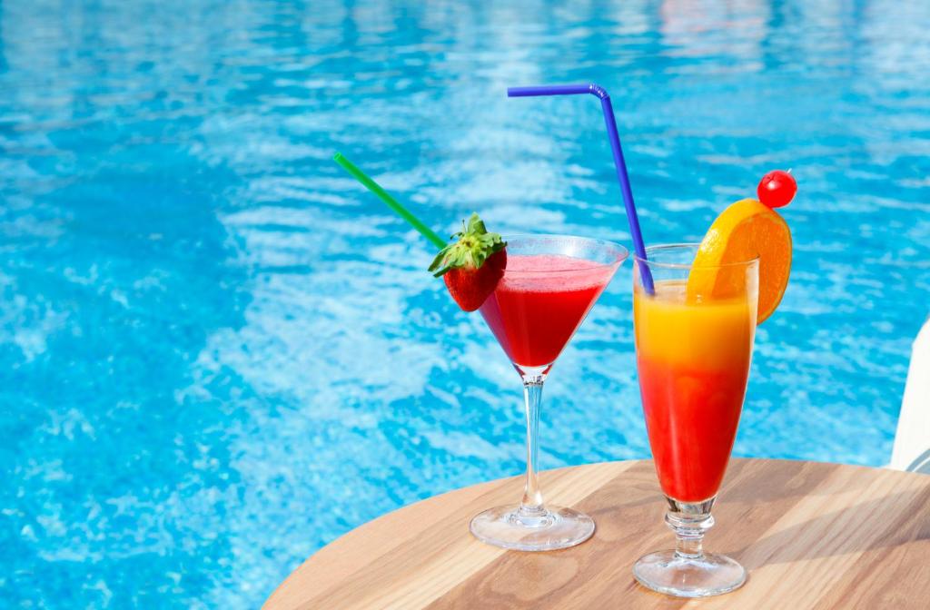 VIVA Sunrise — Restaurant & bars in Alcudia, Balearic Islands