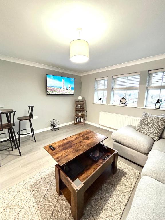 Apartment I Sleeps 4 I Wi-Fi I Parking I Rail Links I Newmarket, Newmarket