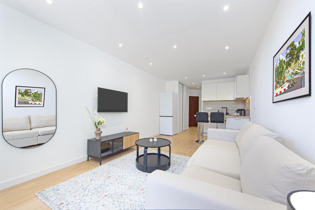 VAL VERDE - Somptueux studio proche Monaco, Beausoleil