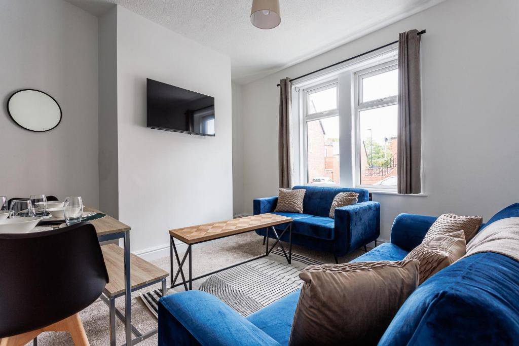 2 Br Home Perfect For Short And Long Term Stay, Wallsend