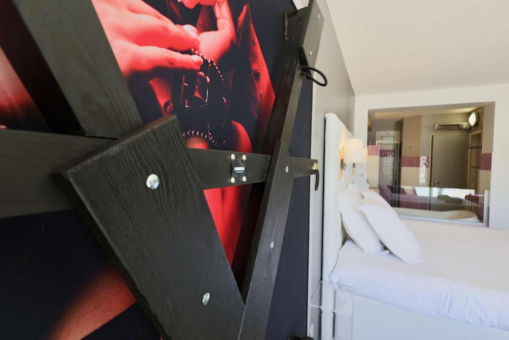 LOVE ROOM Jardin d'Eden BY AGN JE117 - Suite Junior Premium "réservé aux couples" - 3