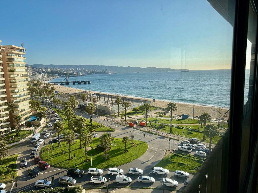 Spacious apartment facing the beach and San Martin - 1