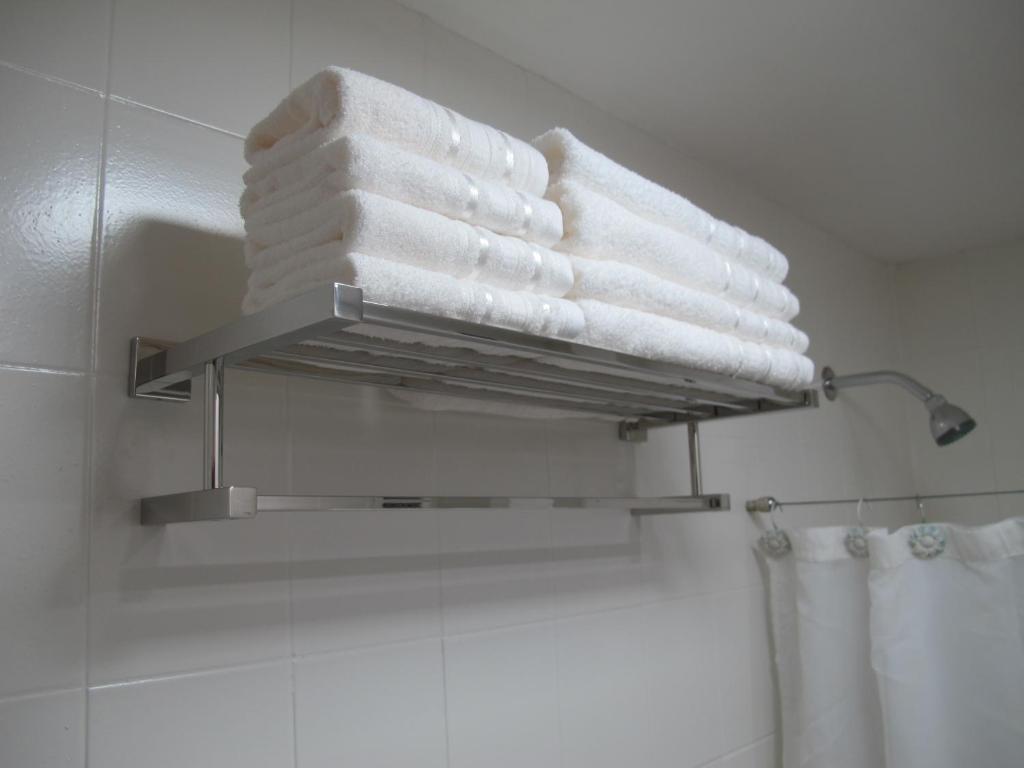 Marin Apartments photo