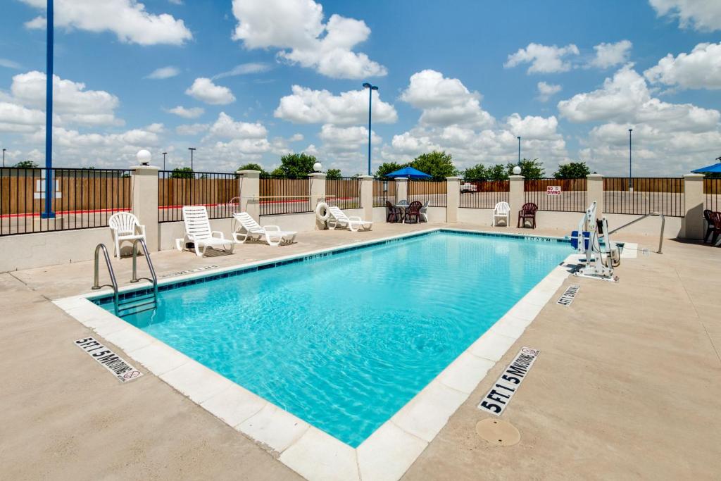 Motel 6-Cleburne, TX photo