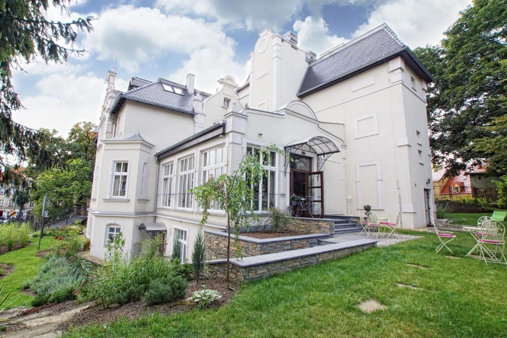 Versant Hotel &amp; Spa — Hotel in Dzierzoniow