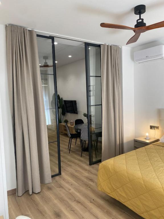 Apartment in Alicante Centro - 2