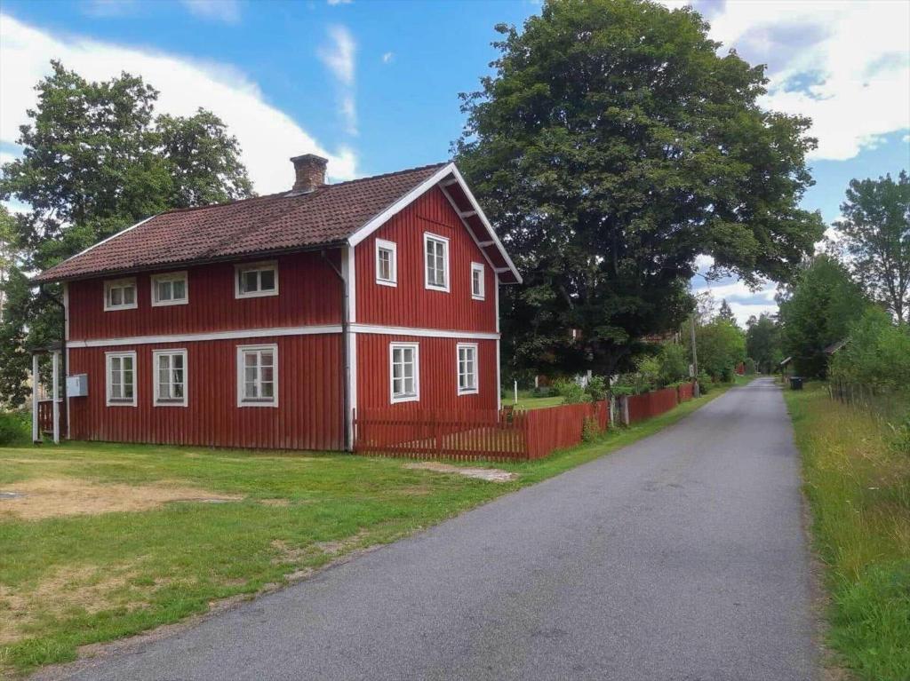 JON692-Skillingaryd-Hallefors-3, Ryd