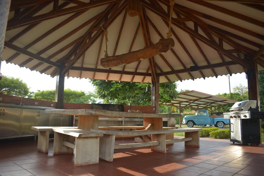 Beautiful Farm in Santa Elena - 2