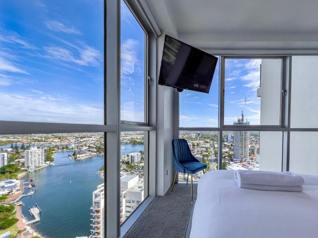 Spectacular Views Level 30, Gold Coast