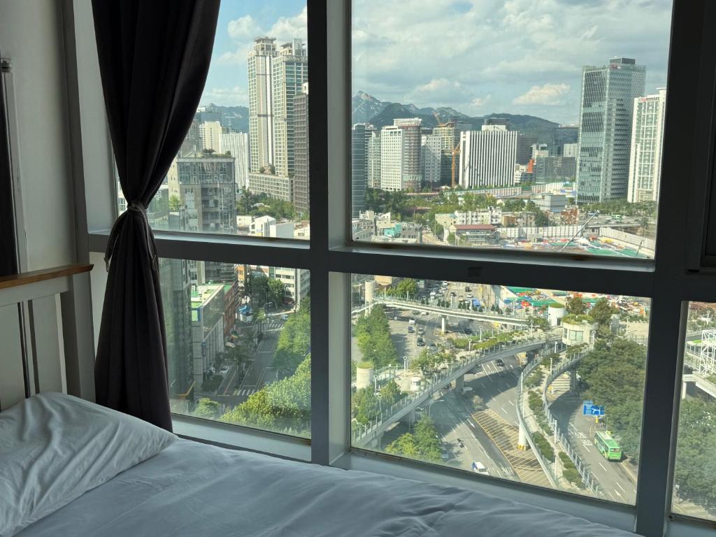 Seoullo stay #2min walk from seoul station #elevator #city view
