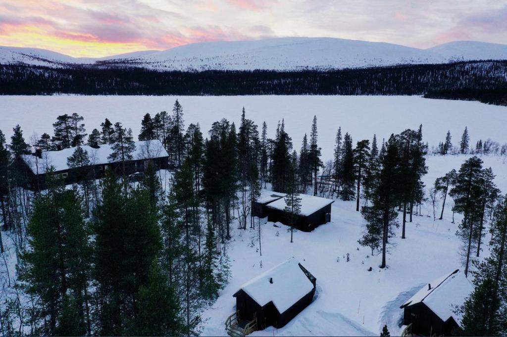 A Unique Arctic Retreat by DG Lomailu, Kyrö