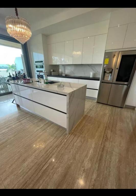 Luxury Apartment in Samborondón - 4