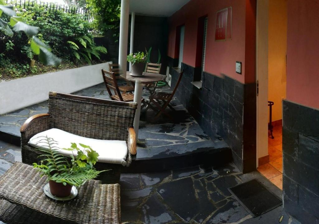 Apartamentos Los Balcones photo