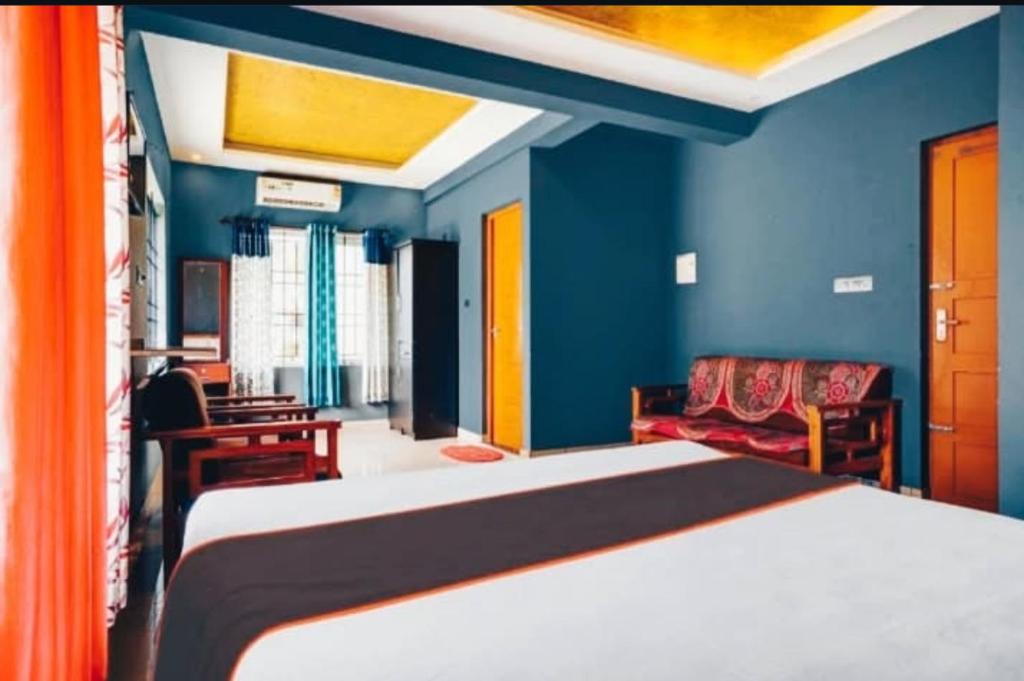 White Clouds Inn, Ernakulam