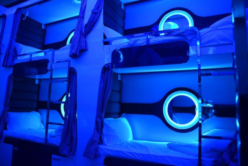 O C E A N Dormitory T-2, Bombaj