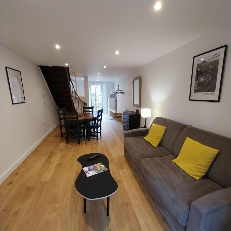 Versant Sud - Duplex - Centre Bourg d 'Oisans - 5