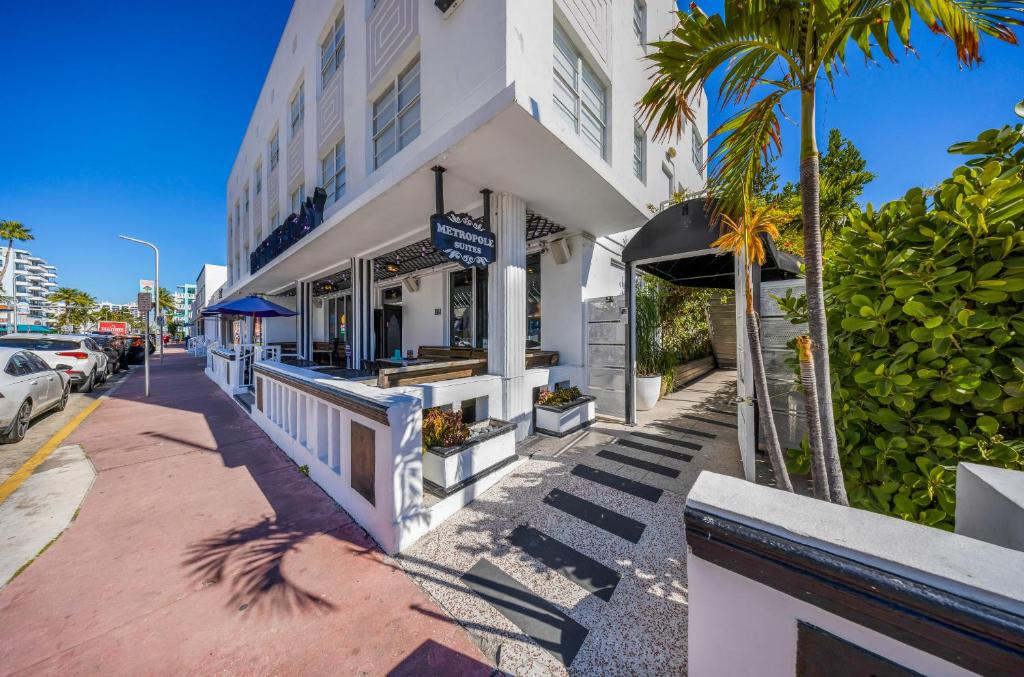 Exterior view, Metropole South Beach Hotel in Miami Beach (FL)