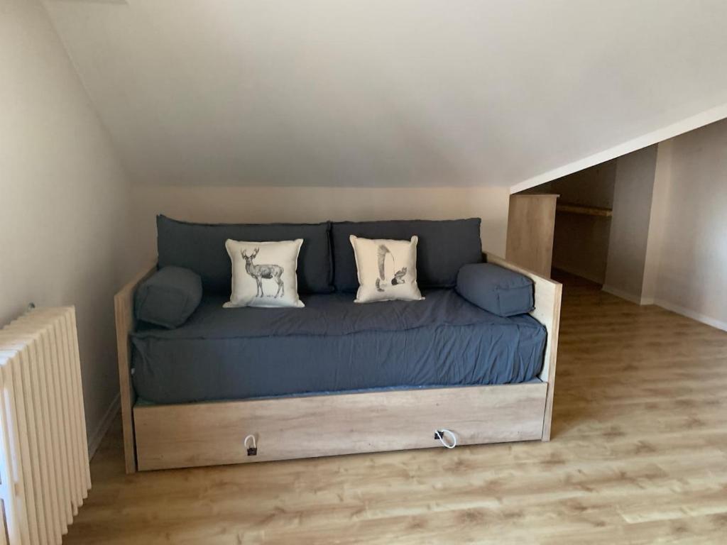 Spacious center for 4 - 5