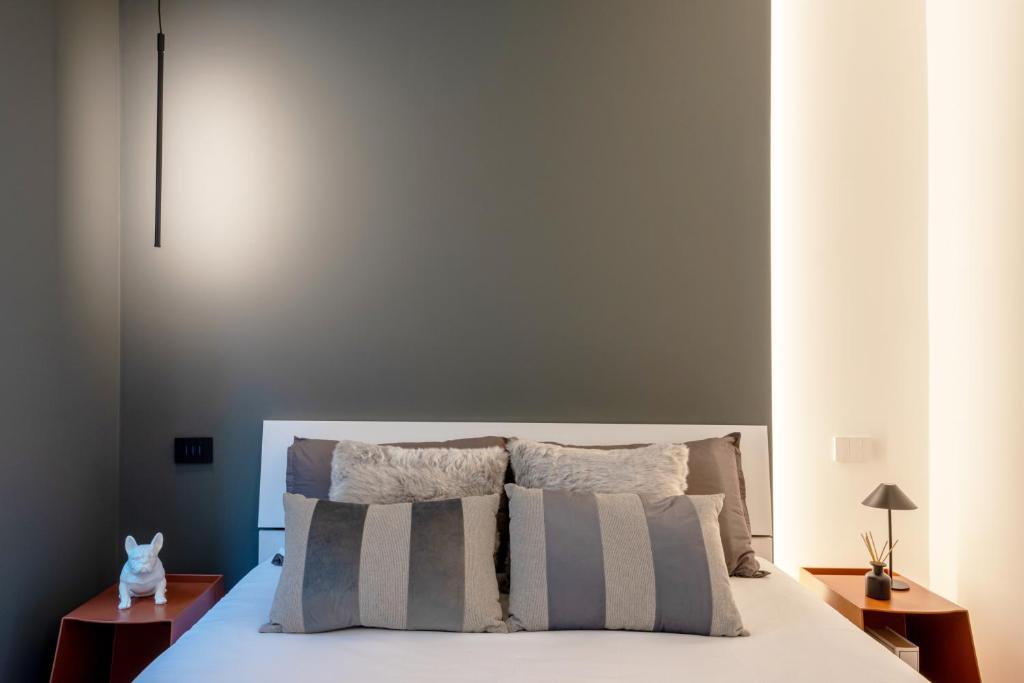 Luccoli17 - Elegant City Escape with WiFi 1Gbps, Elevator, AC - Genoa Historical Center - 2