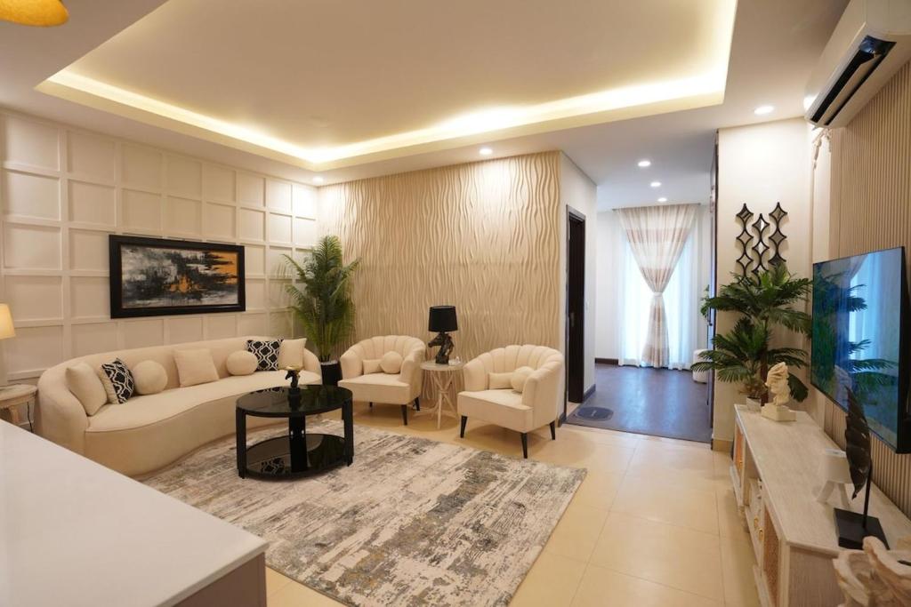 Eighteen Islamabad The Fab Holdings, Dargai