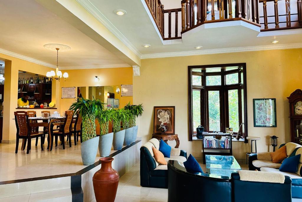 The Legacy Kandy, Kandy