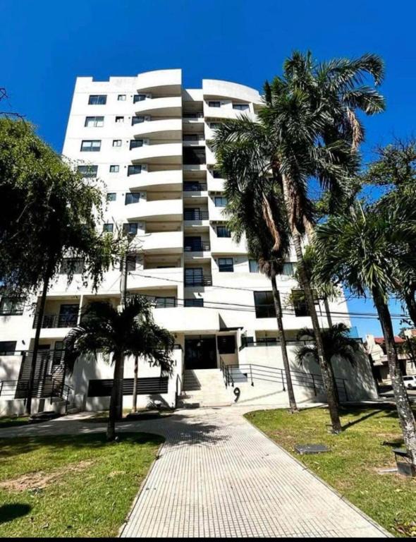 Ubicación Perfecta en Urbari Apartamento Ideal para Estancias Cortas, Santa Cruz de la Sierra