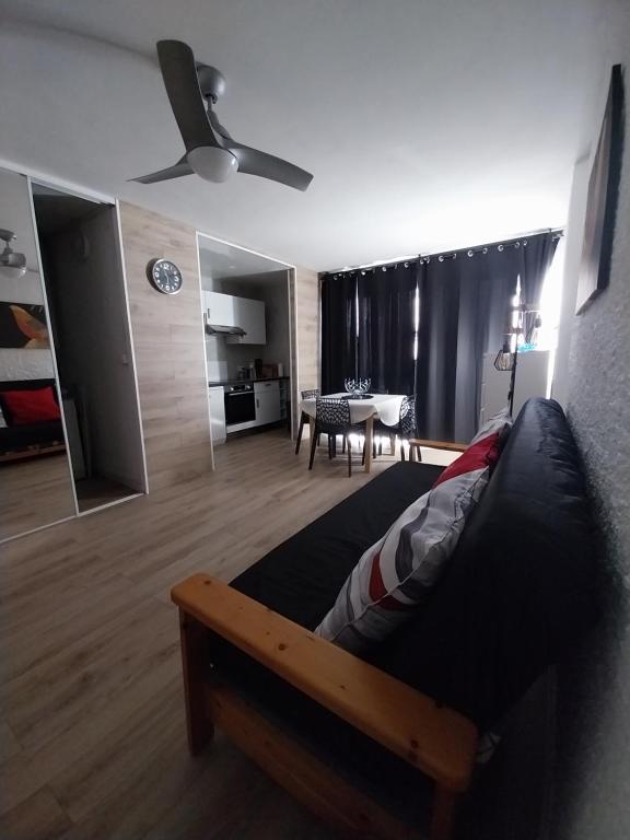 Appartement T2 lumineux à 200m de la plage, tout équipé - 4