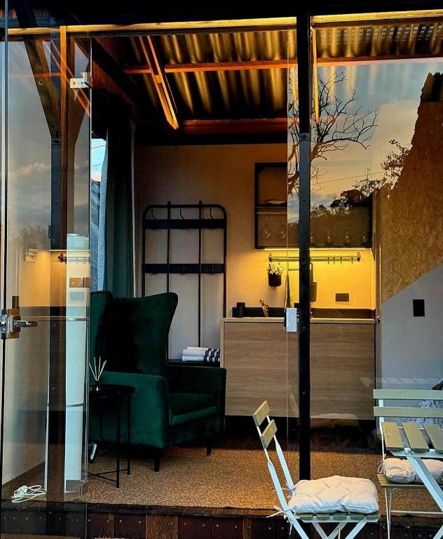 Boutique Cabin - 4