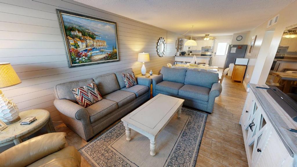 Venus 112- by Holiday Isle Properties, Fort Walton Beach