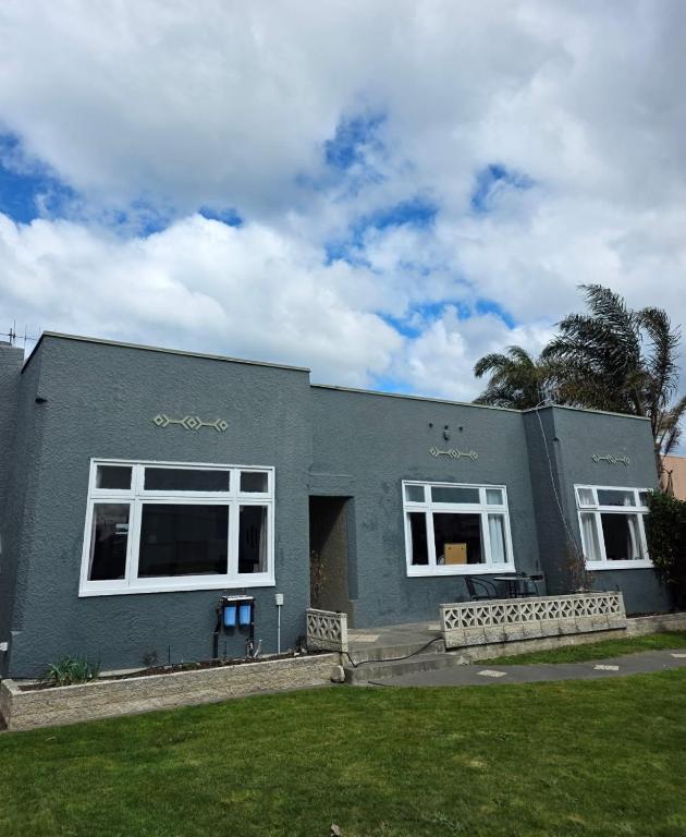 Art Deco on Morse, Napier