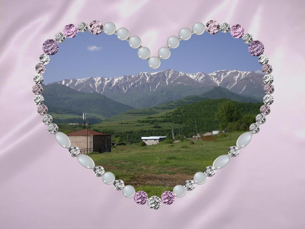Bed and Breakfast John and Lena — Hotel in Tatev