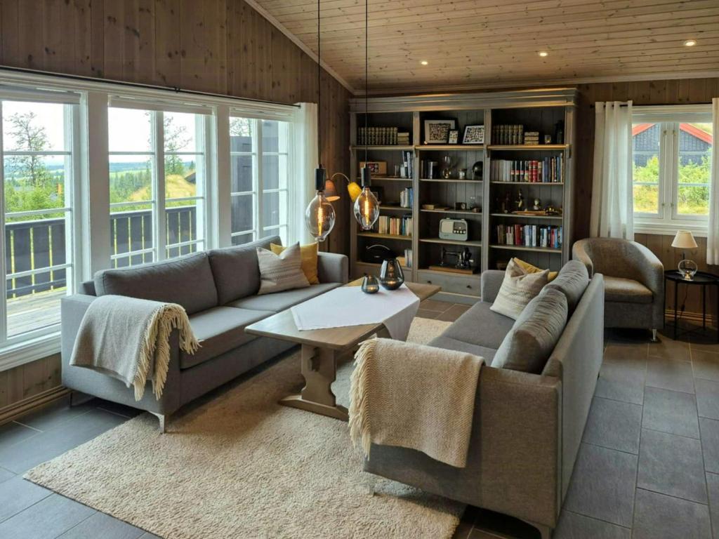 Mountain Gem With Ski In And Out At Golsfjellet, Golsfjellet