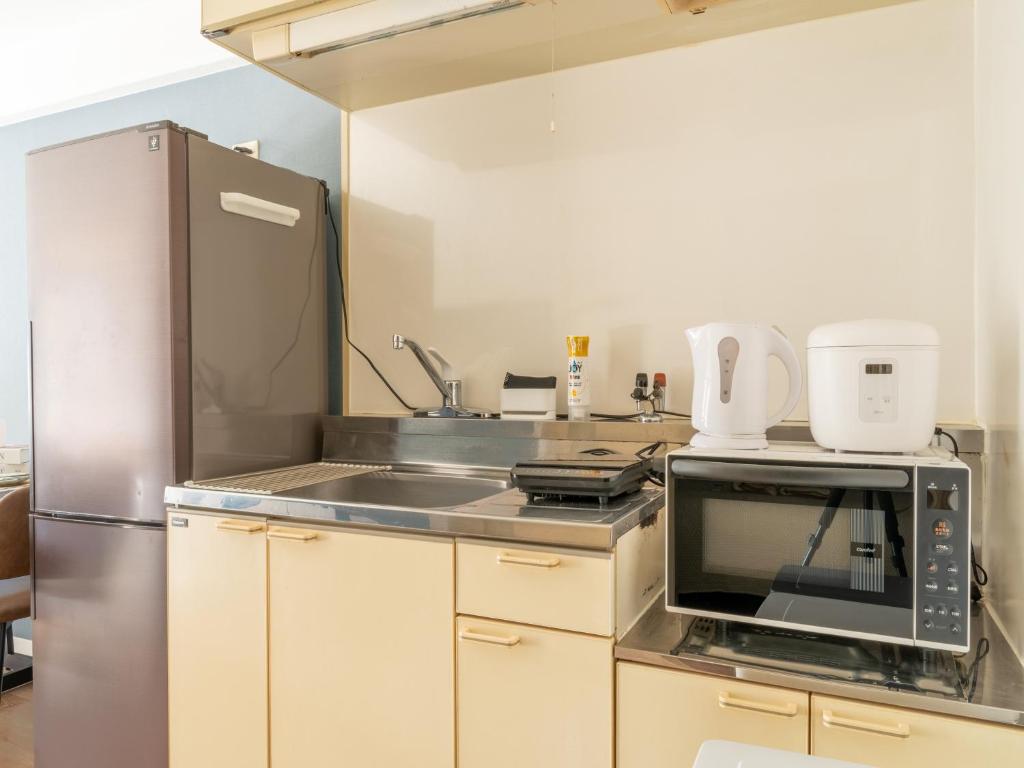 301 Newly opened Hotel 10 minutes walk to Kyocera Dome Dotonbori Osaka Castle Kaiyukan USJ