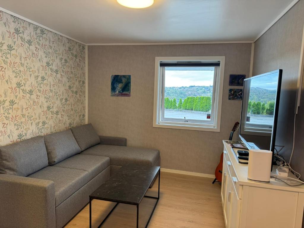 Bergtun's Corner - Sotra Vest, Sekkingstad