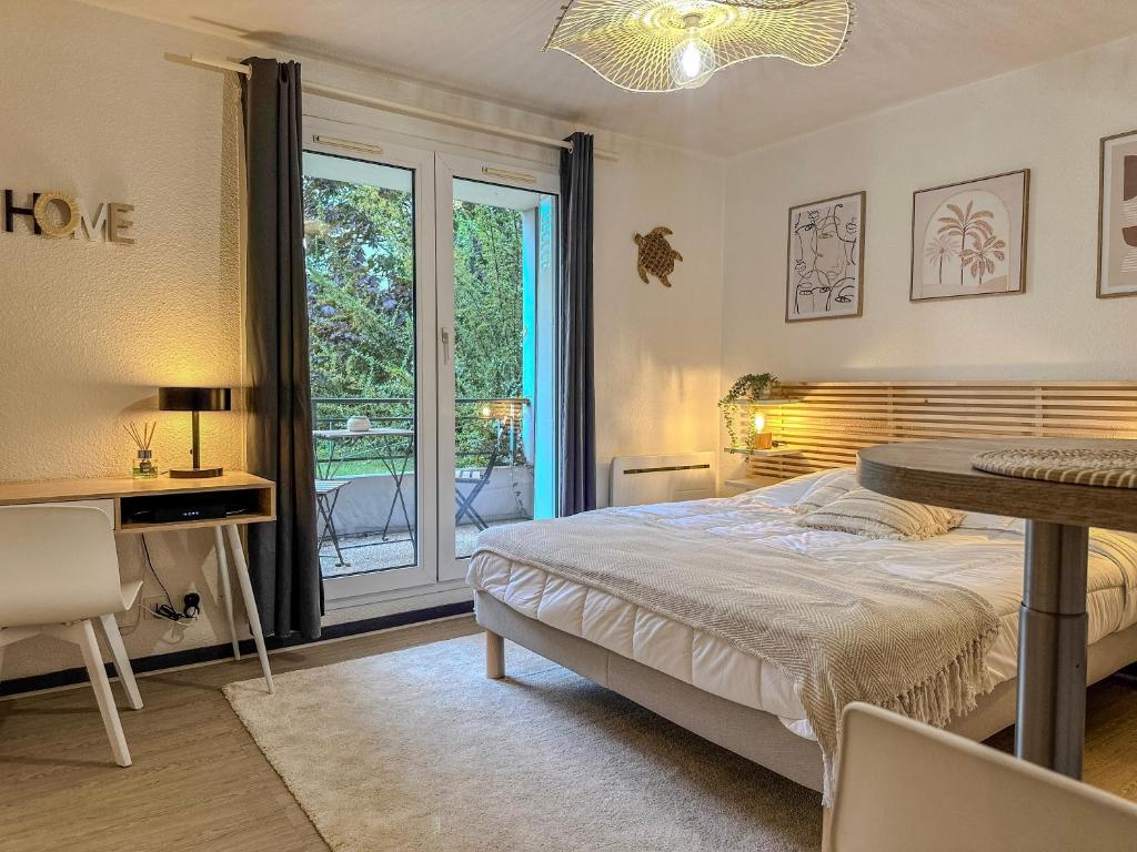 Le Davin - Parc Paul Mistral - Stade des Alpes, Grenoble