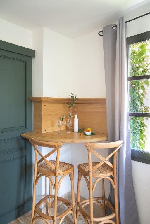 Charmant appartement dans bel immeuble HP Les Oliviers-5 - 4