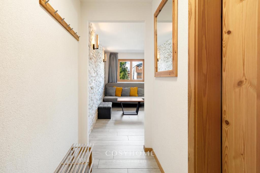 Le Rocher l Pied des pistes l By CosyHome - 5