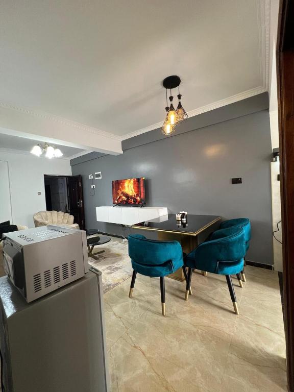 Stylish 1 BDRM with Extra Bed, Gym and Parking in Kilimani, Nairobi