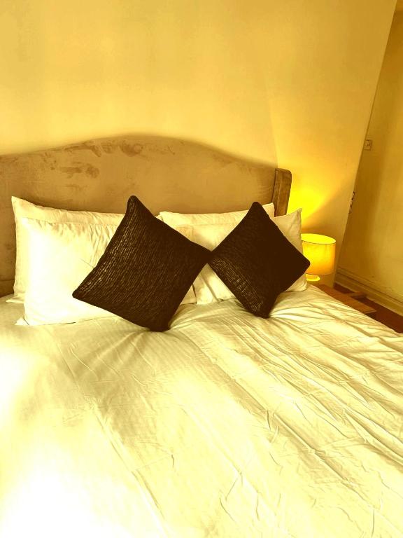 High class accommodation, Bury