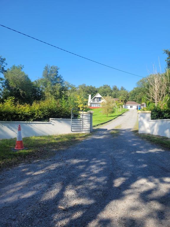 An Nead V93YR65, Kenmare