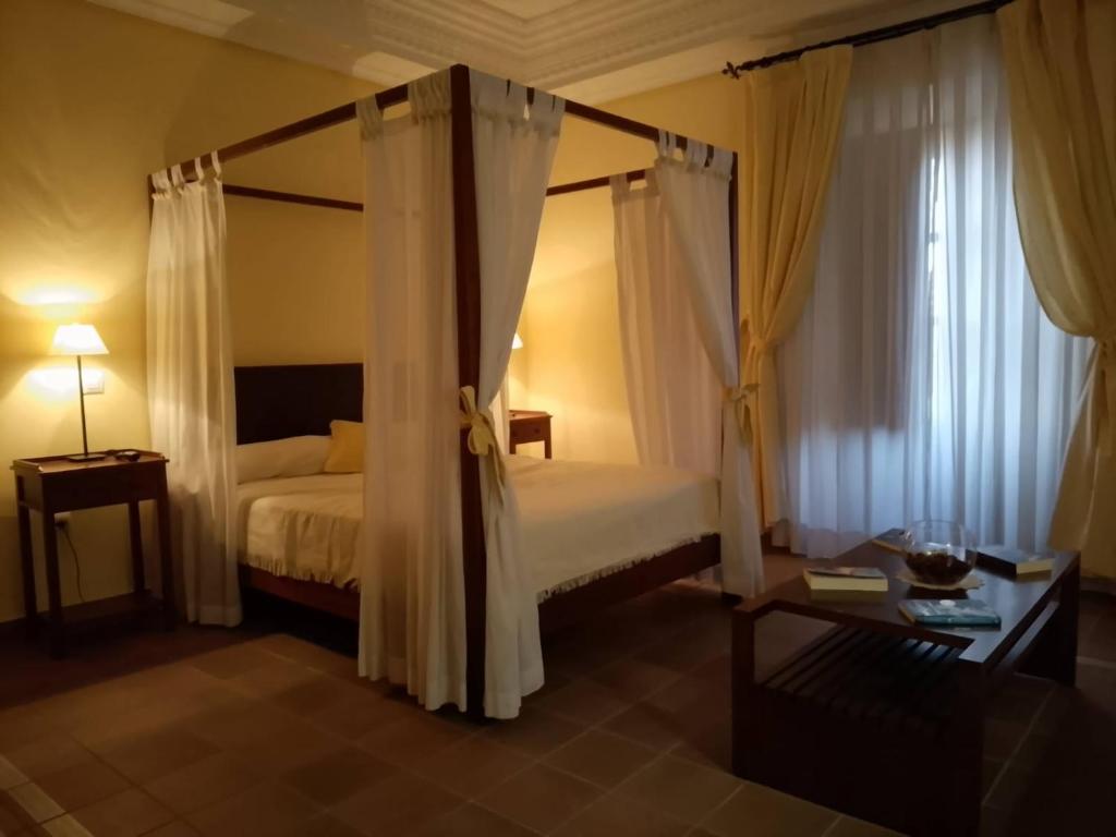 Convento de Lillo, Lillo